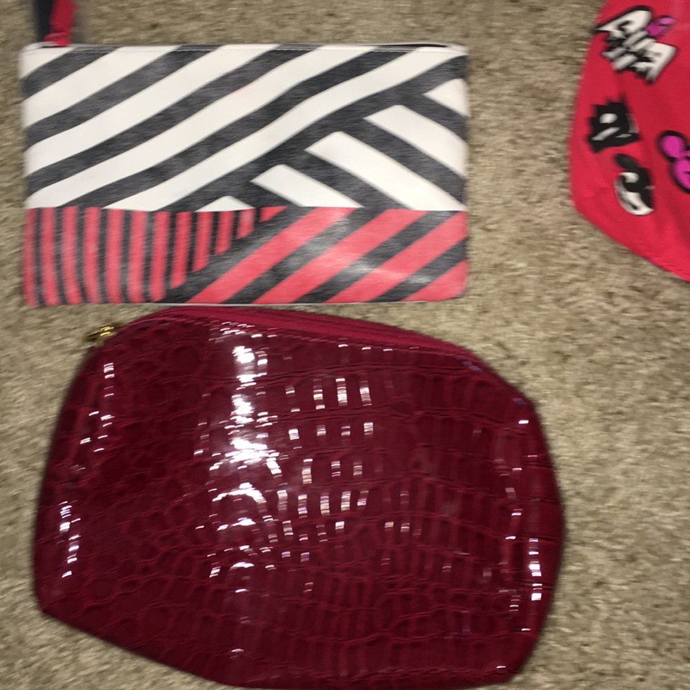 Makeup Bag Bundle - image 4